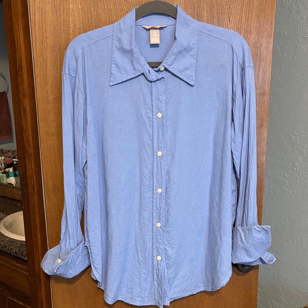 H&M Light Blue Linen Blend Button-Down Shirt